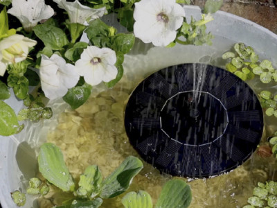 SOLAR Mini-Springbrunnen schwimmend